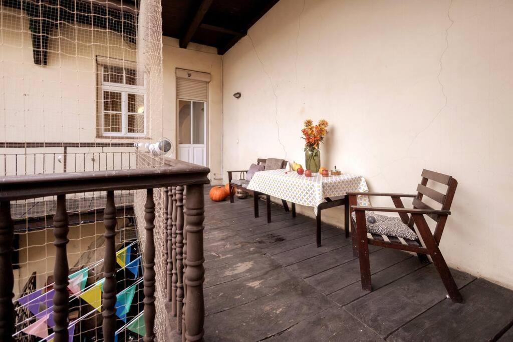 Arteon With Terrace Apartament